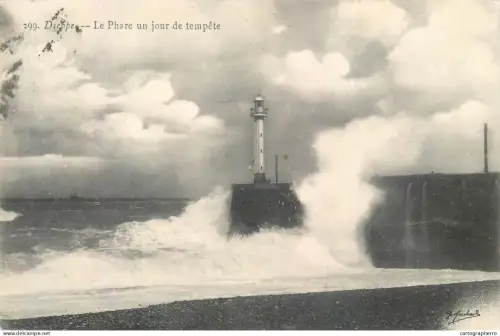 A5856 France Dieppe le Phare un jour de tempete lighthouse
