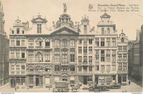 A5856 Belgium > Brussels > Grand Place Maison des Tailleurs