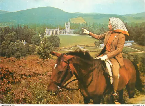 A5397 England Her Majesty the Queen riding at Balmoral