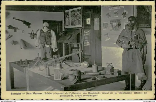 A5925 Bastogne Nuts Museum salle allemande offensive von Rundstedt Wehrmacht affiches de propaganda armes cpa