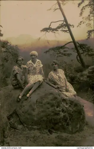 A5936 Anonymous women vintage souvenir photographic postcard