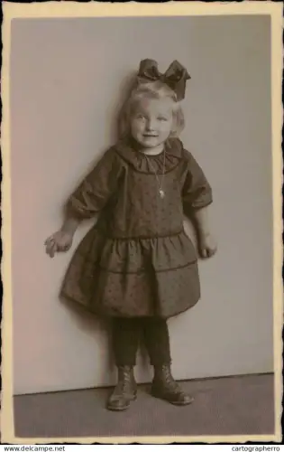 A5936 Adorable girl portrait vintage souvenir photographic postcard