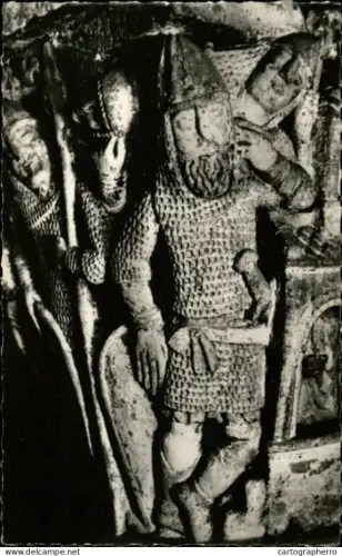 A5939 France Saint Nectaire Chapiteaux