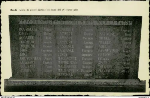 A5938 Belgique Ardenne Martyre Tragedie de Bande veilee de Noel 1944 dalle de pierre