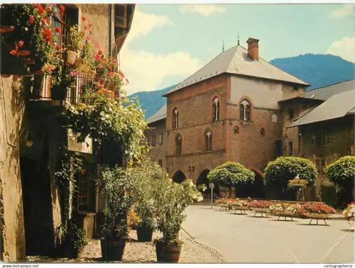 A5483 France Conflans (Savoie) La Grande Place et la Maison Rouge