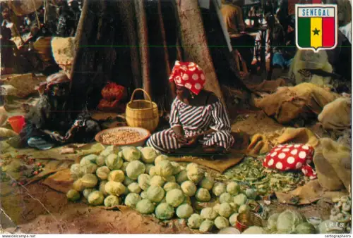 A5456 Senegal ethnic types and scenes street market