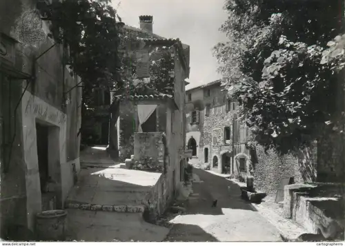 A5453 France Saint Paul entree du village