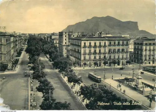 A5489 Italy Palermo Viale della Liberta