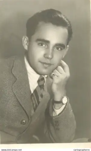 A5946 Man portrait photo studio Olga Arad Romania