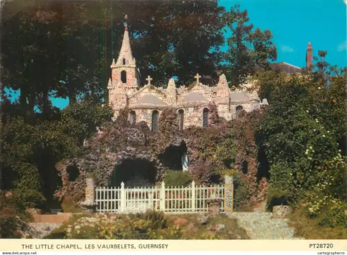 A5528 Channel Islands Guernsey Les Vauxbelets Little Chapel