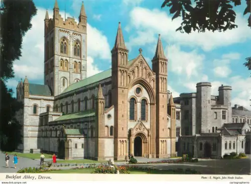 A5527 England Buckfast Abbey