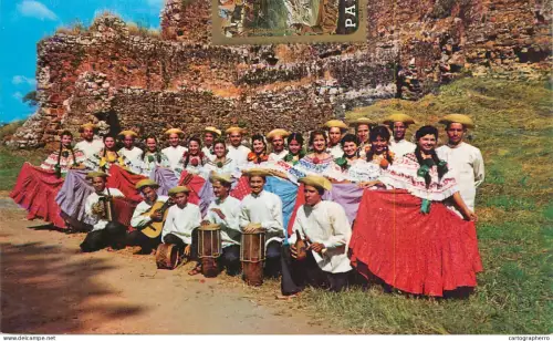 A5970 Panama folklore entertainers folk attire costumes