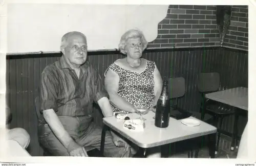 Photography > Photographs > Photographs (originals) > Persons > Anonymous persons old couple