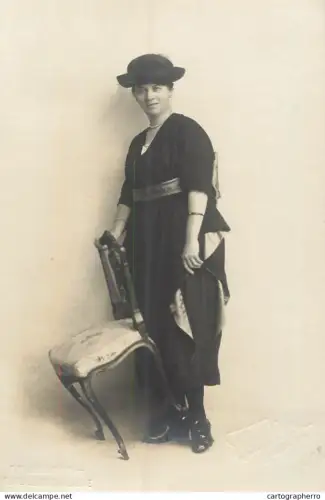 A6031 Photographic postcard woman souvenir Suisse Geneva > Genève studio Jullien