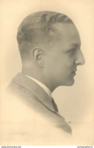 A6031 Photographic vintage postcard young man profile portrait souvenir Switzerland