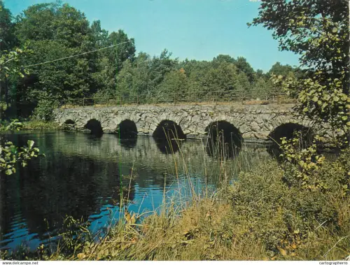 A5541 Sweden Almhult stone bridge