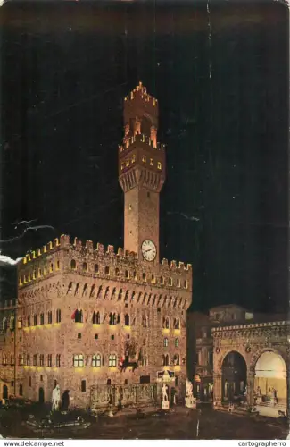 A5554 Italy Firenze Palazzo della Signoria nocturnal aspect