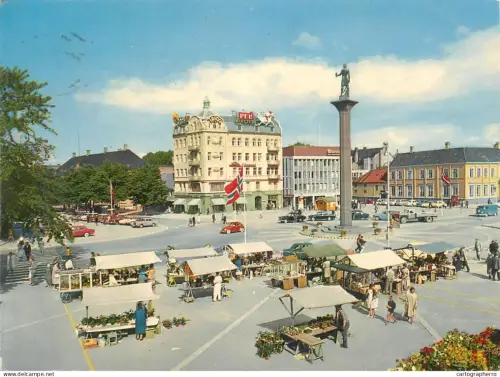 A5592 Norway Trondheim flower market