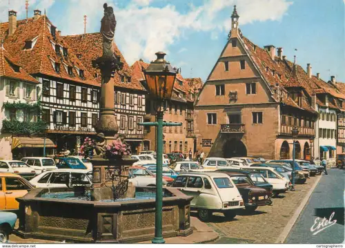 A5592 France Obernai Place du Marche Fontaine Ste Odile et ancienne Halle aux Bles
