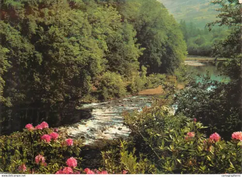 A5590 Scotland river Garry picturesque natural landscape