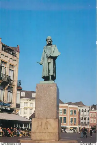 A5605 Netherlands 's-Hertogenbosch Jeroen Bosch stanbeeld op de Markt