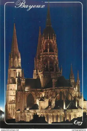 A5604 France Bayeux (Calvados) La Cathedrale Notre Dame vue de nuit