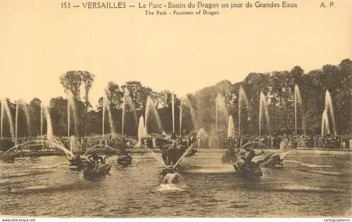 A6073 Versailles parc bassin du Dragon