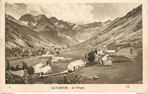 A6072 France Hautes Pyrénées > Gavarnie le cirque