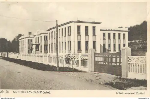 A1841 France Sathonay-Camp infirmerie hopital (carte postale découpée cpa)