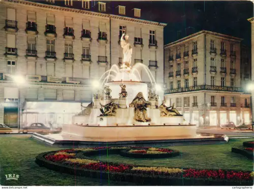 A5620 France Nantes La Place Royale illuminee