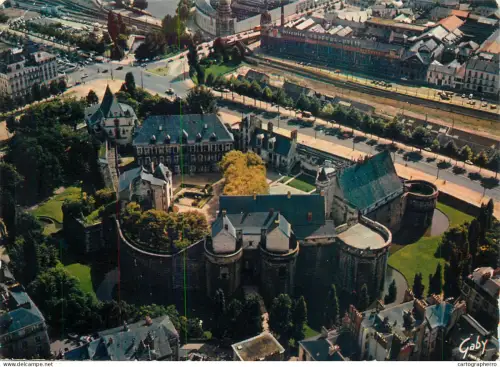 A5620 France Nantes Chateau des Ducs de Bretagne vue aerienne