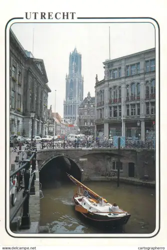 A5653 Netherlands Utrecht Oude Gracht met Stadhuis