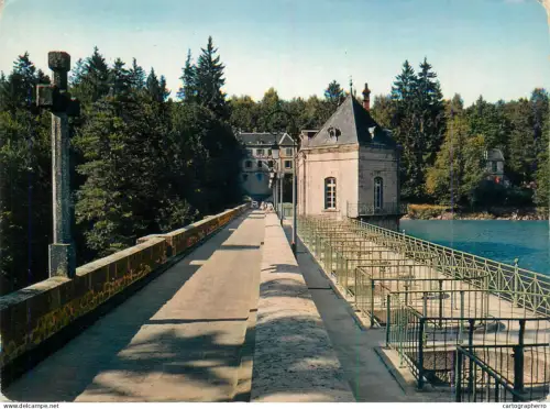 A5679 France Morvan pittoresque Lac des Settons