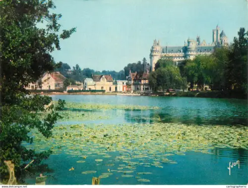 A5674 France Pierrefonds (Oise) L'etang et le Chateau