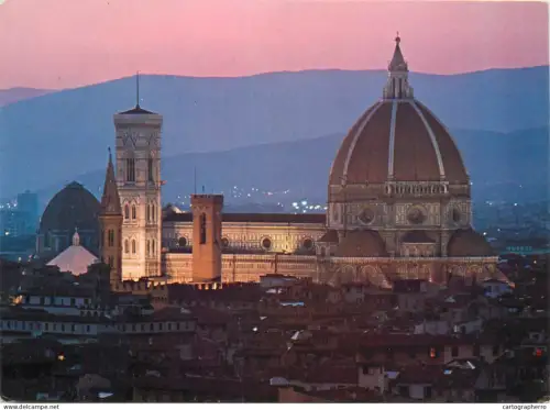 A5692 Italy Firenze Cattedrale notturno