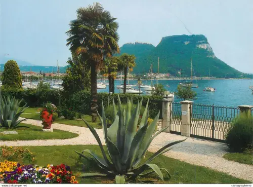 A5692 Italy Lago di Garda