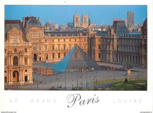 A5691 France Paris Le Grande Louvre