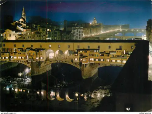 A5689 Italy Firenze Ponte Vecchio veduta di notte