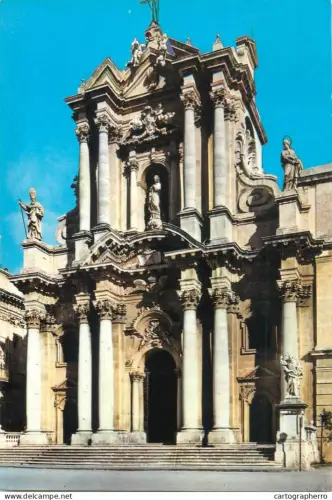A5689 Italy Siracusa La Cathedrale