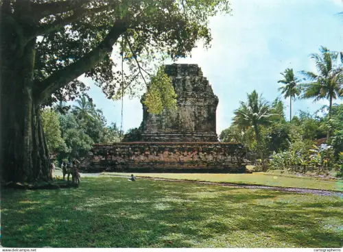 A5688 Indonesia Java Mendut Buddhist temple