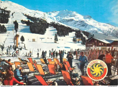 A5699 Italy Bormio ski types and scenes
