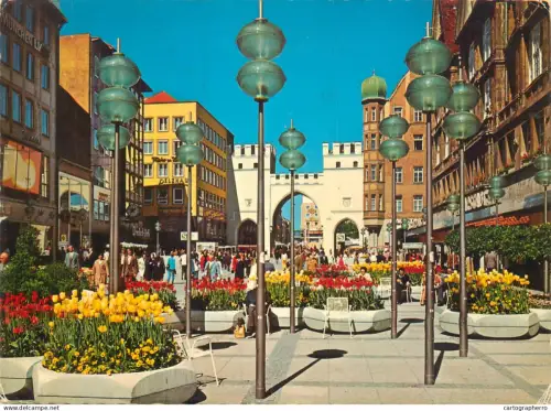 A5697 Germany Munchen Fussgangerzone mit Karlstor