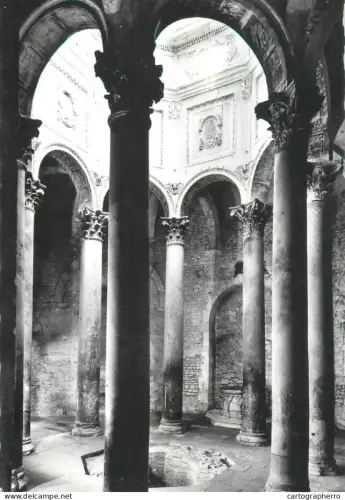 A5705 France Aix en Provence (Bouches du Rhone) Cathedrale Saint Sauveur Le Baptistere