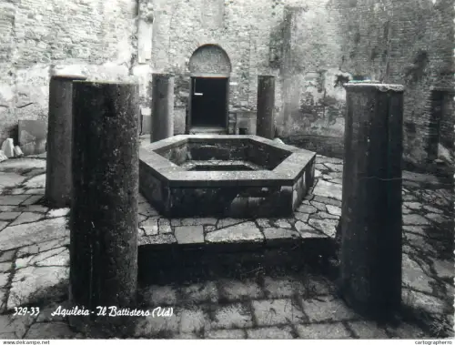 A5705 Italy Aquileia il Battistero