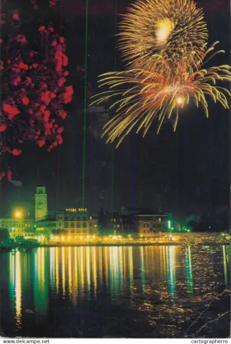 A5714 Italy Lago di Garda Riva notturno