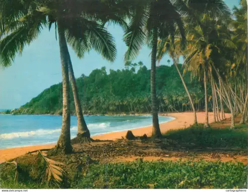 A5712 Cote d'Ivoire coastal scenery beach view
