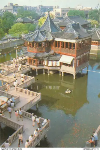 A6093 China Shanghai Bridge in the Town God`s Temple