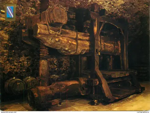 A5738 France Champagne ancient wine-press