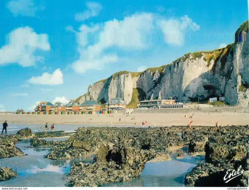 A5775 France Dieppe (Seine Maritime) Les Rochers, la plage et la falaise