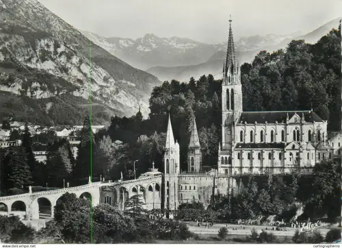 A5770 France Lourdes Basilique et Pic du Jer